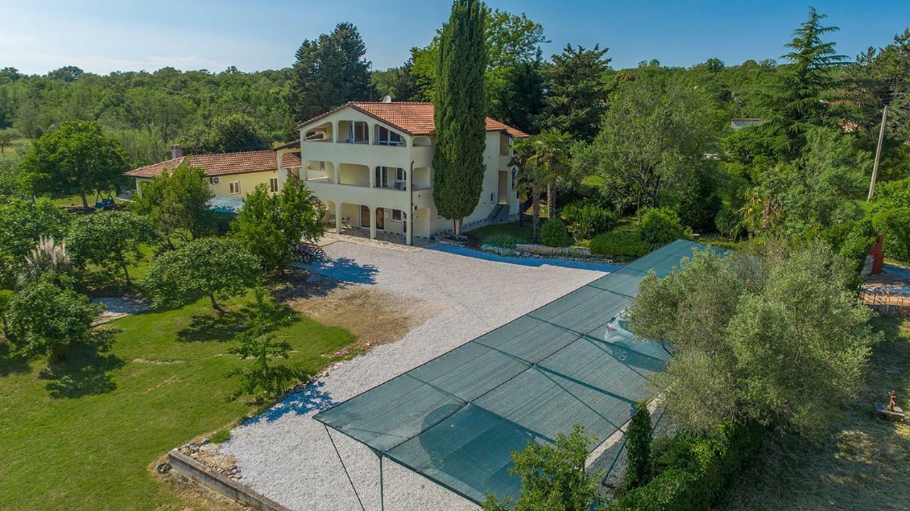 Apartments Saladinka Cervar-Porat Exterior photo